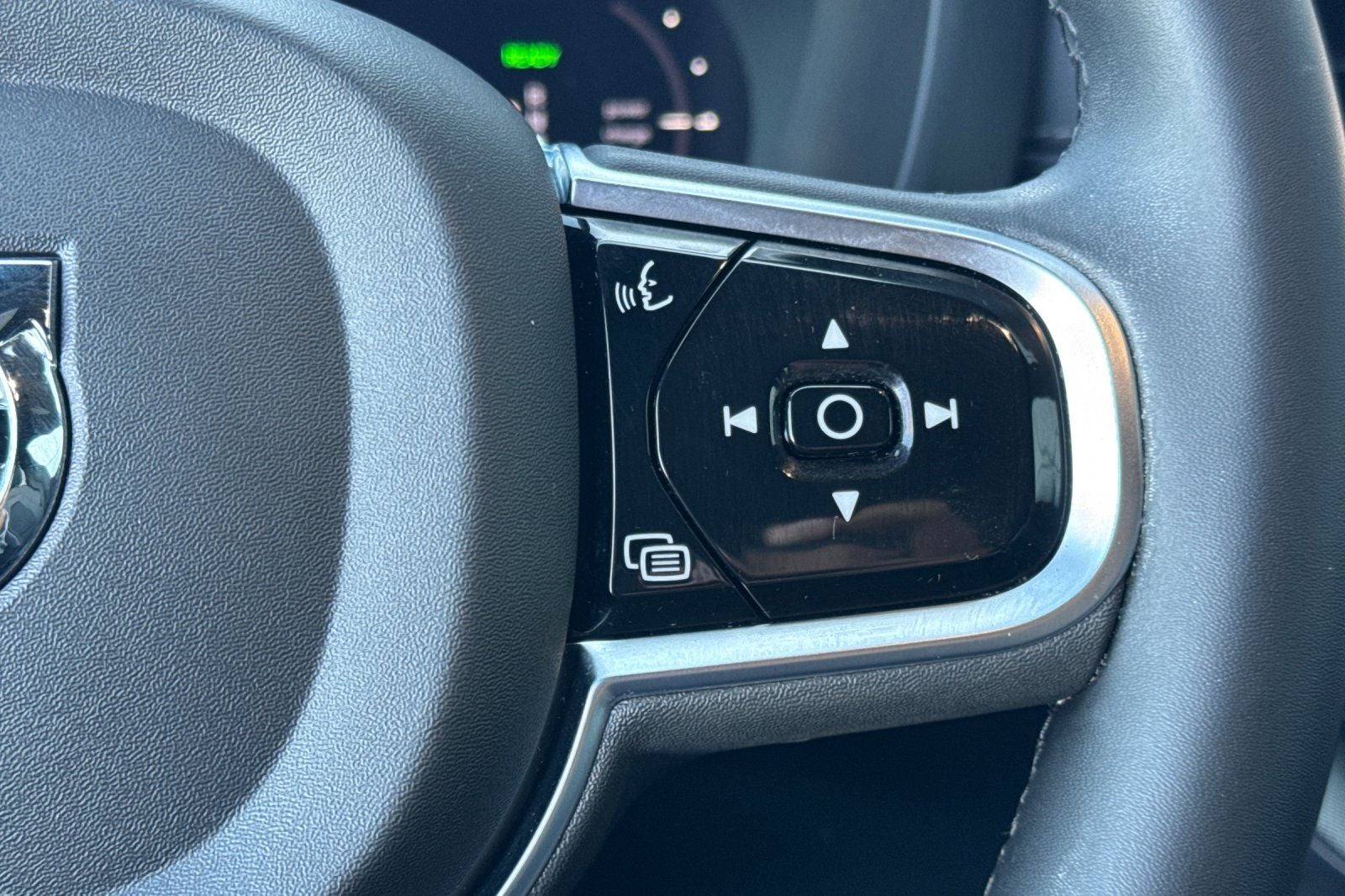 2024 Volvo XC60 Recharge Plug-In Hybrid Ultimate
