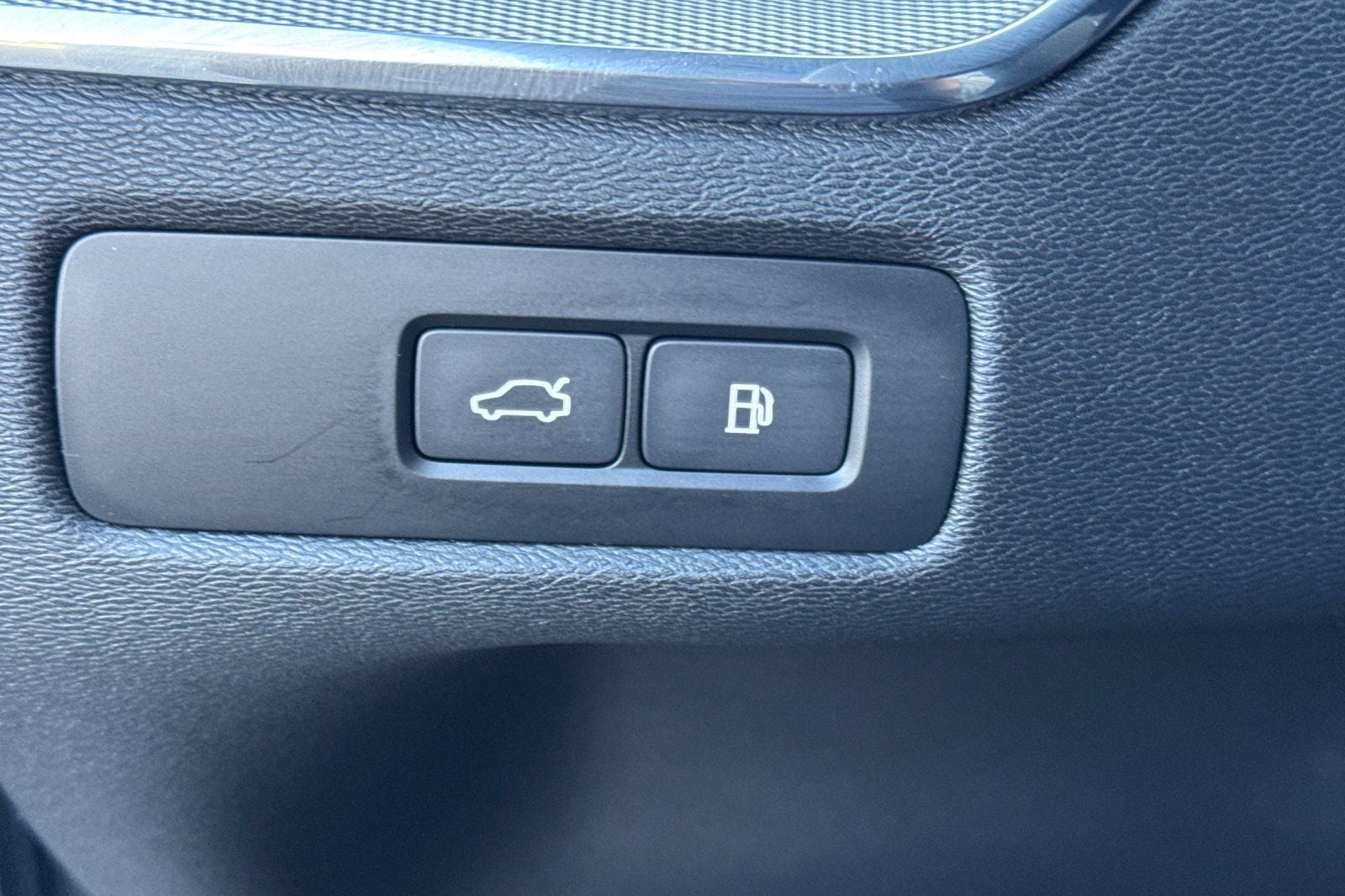 2024 Volvo XC60 Recharge Plug-In Hybrid Ultimate