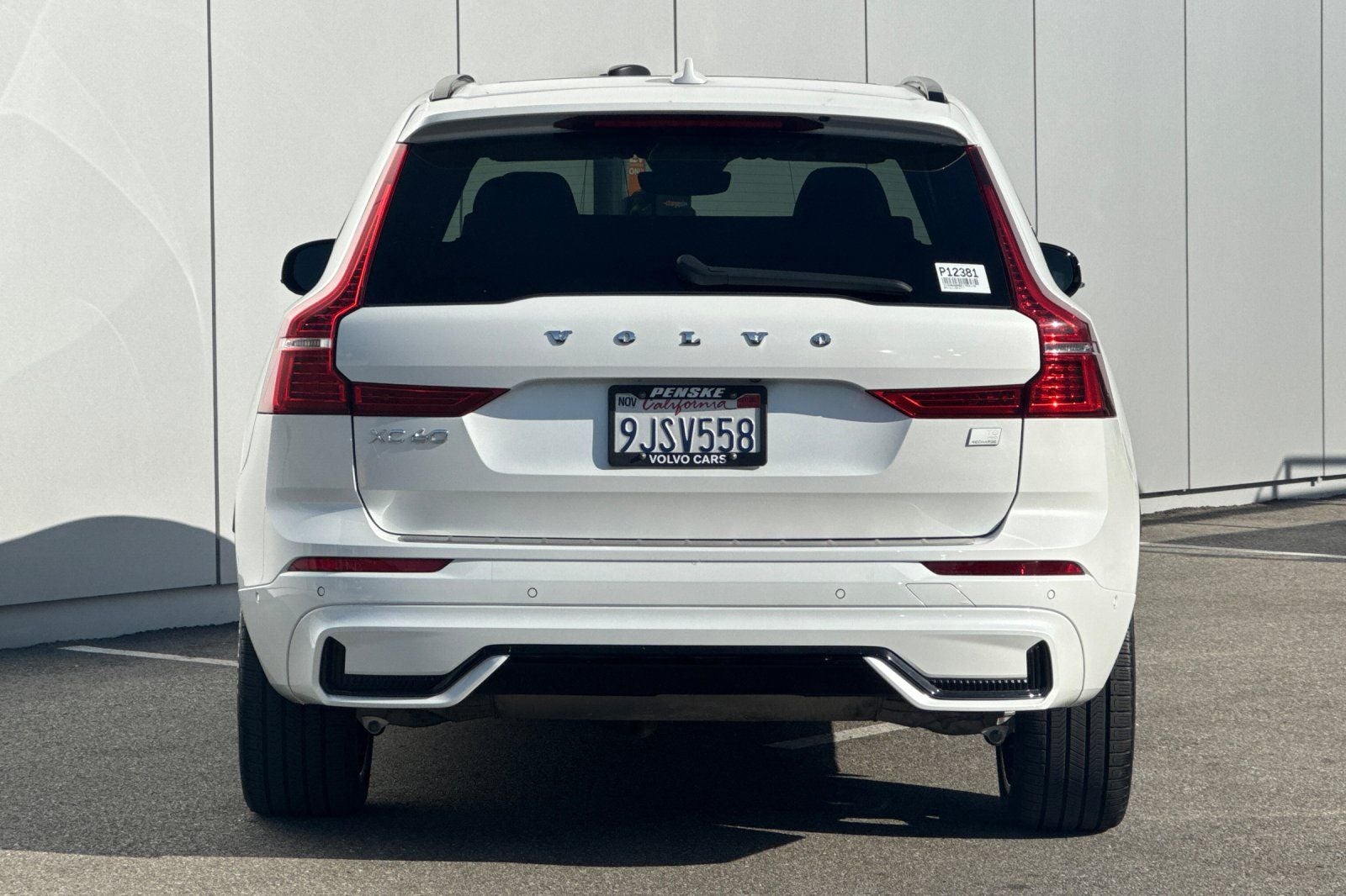 2024 Volvo XC60 Recharge Plug-In Hybrid Ultimate
