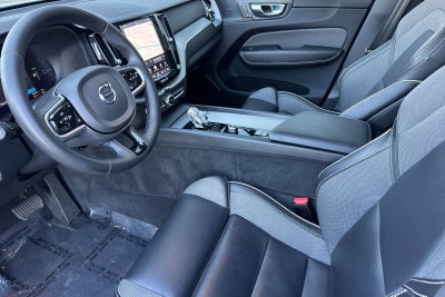 2024 Volvo XC60 Recharge Plug-In Hybrid Ultimate