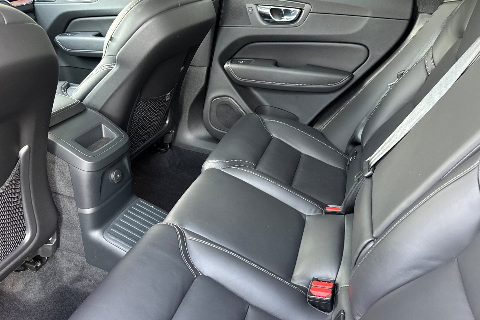 2023 Volvo XC60 Recharge Plug-In Hybrid Ultimate