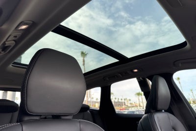 2023 Volvo XC60 Recharge Plug-In Hybrid Ultimate