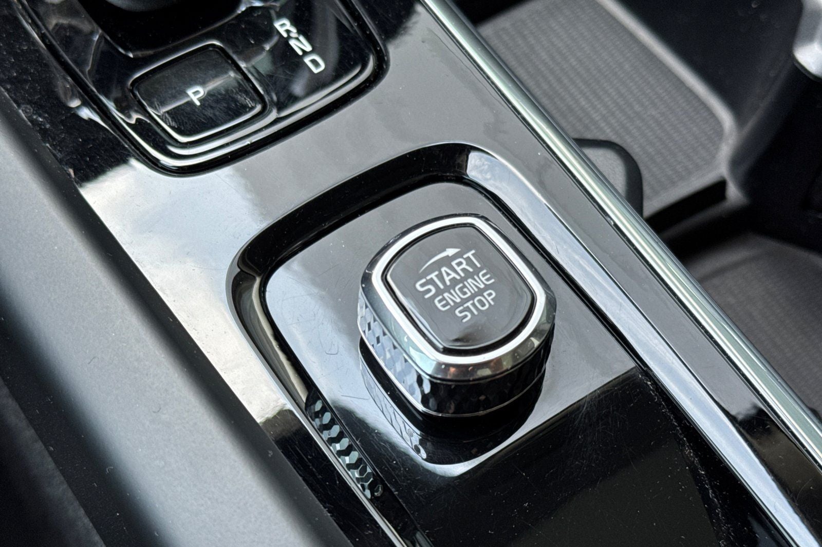 2023 Volvo XC60 Recharge Plug-In Hybrid Ultimate