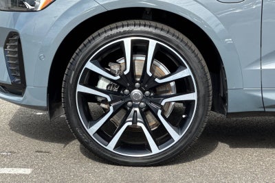 2023 Volvo XC60 Recharge Plug-In Hybrid Ultimate