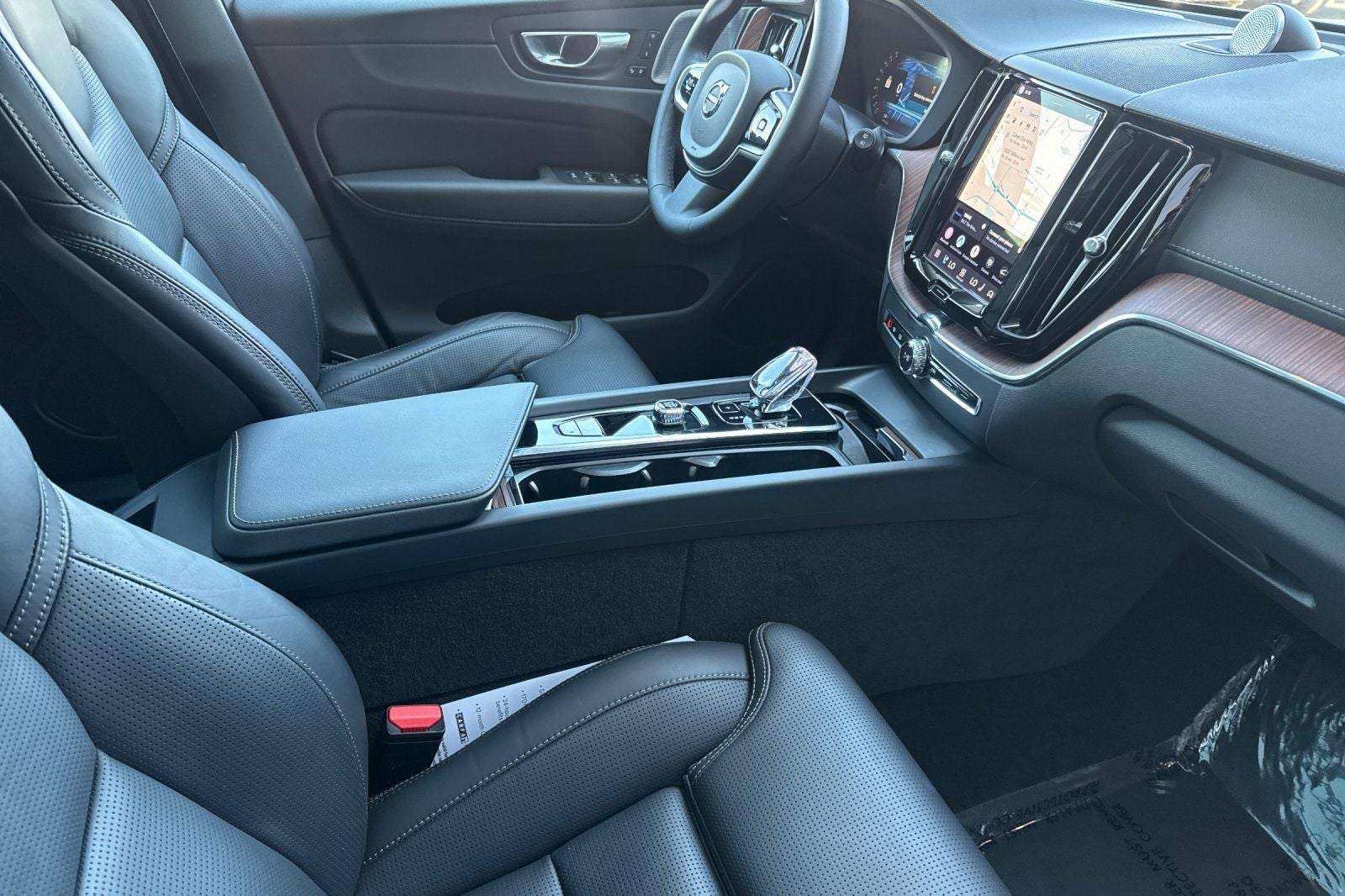 2023 Volvo XC60 Recharge Plug-In Hybrid Ultimate