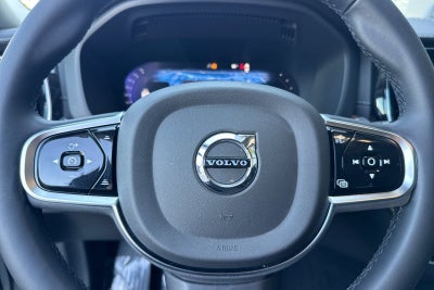 2023 Volvo XC60 Recharge Plug-In Hybrid Ultimate