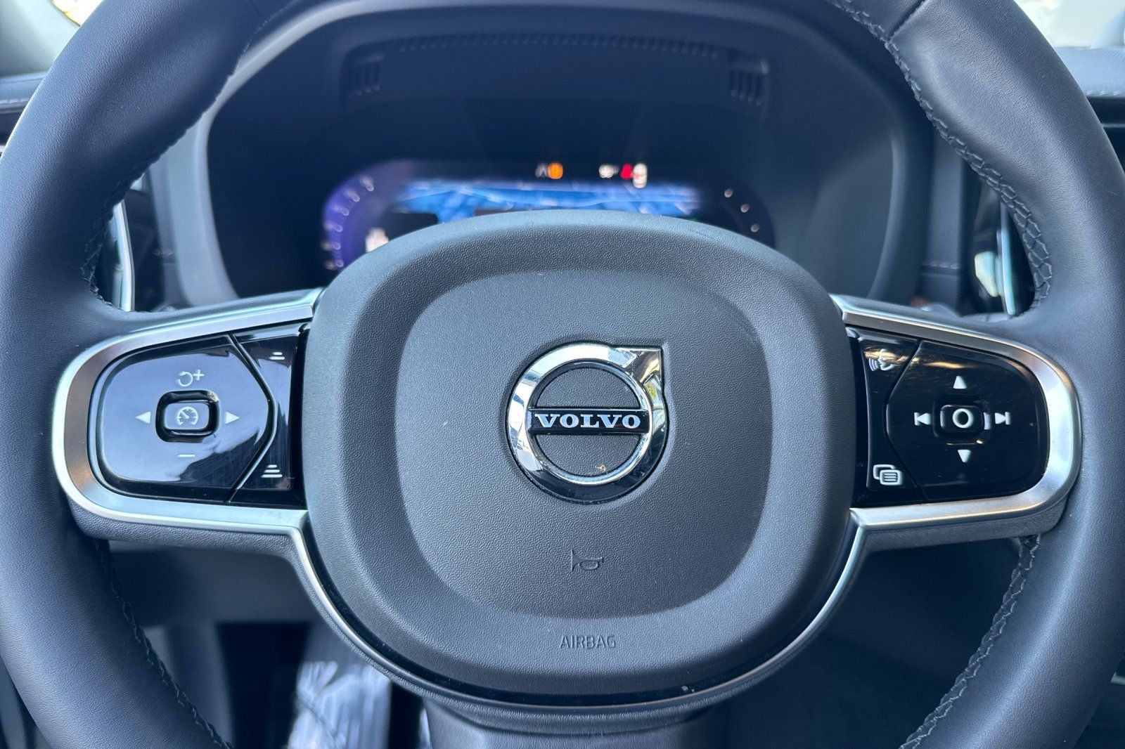 2023 Volvo XC60 Recharge Plug-In Hybrid Ultimate