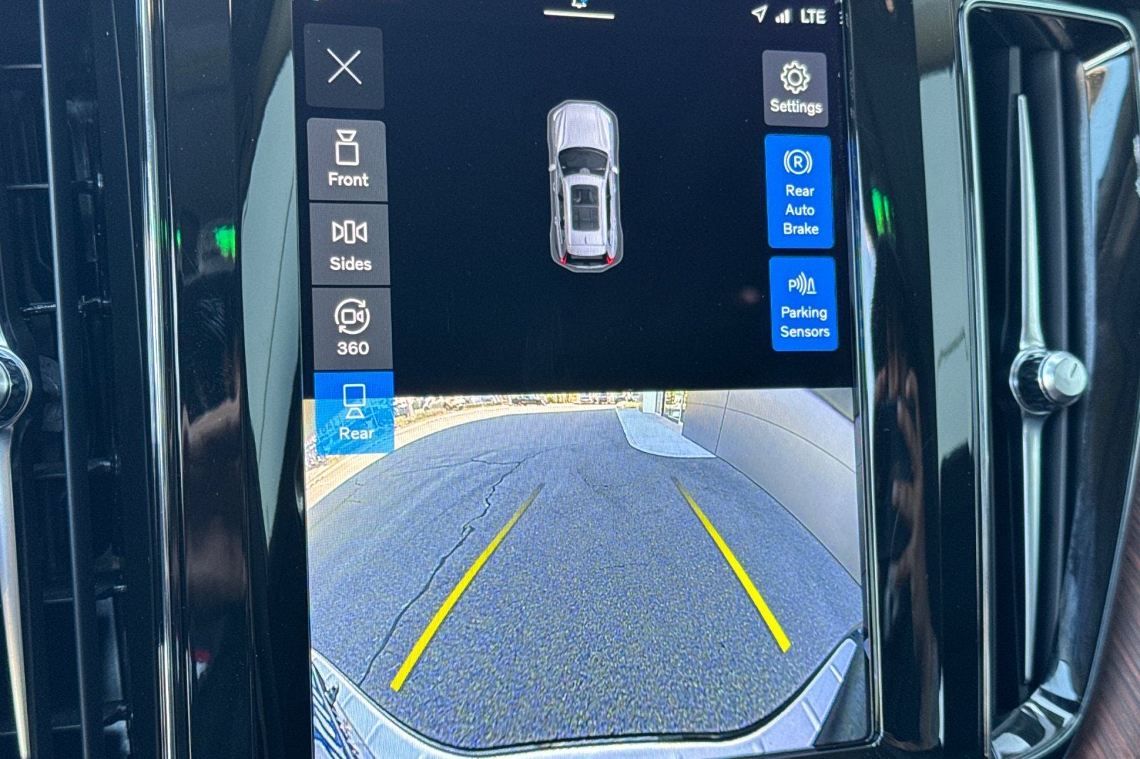 2023 Volvo XC60 Recharge Plug-In Hybrid Ultimate
