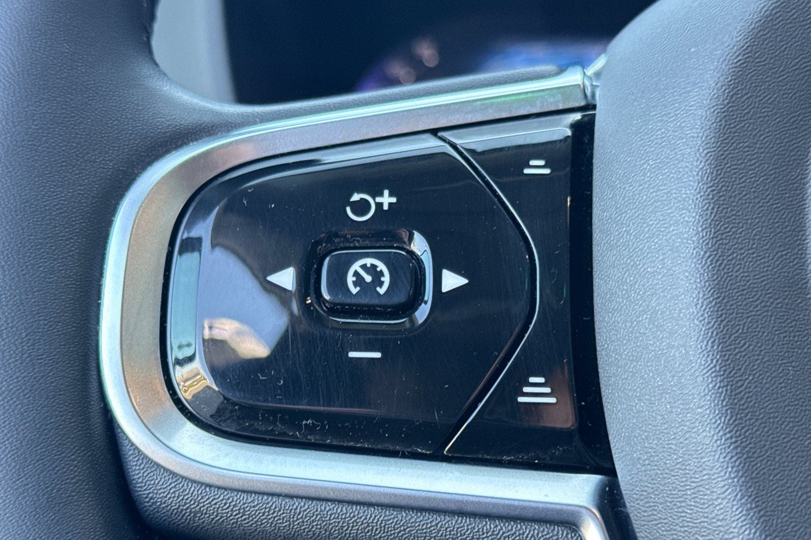 2023 Volvo XC60 Recharge Plug-In Hybrid Ultimate