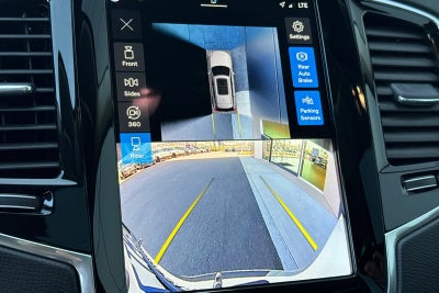 2025 Volvo XC90 Plug-In Hybrid T8 Plus 6 Passenger
