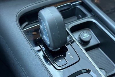 2025 Volvo XC90 Plug-In Hybrid T8 Plus 6 Passenger