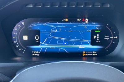 2025 Volvo XC90 Plug-In Hybrid T8 Plus 6 Passenger
