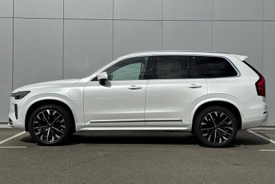 2026 Volvo XC90 Plug-In Hybrid T8 Plus 6 Passenger