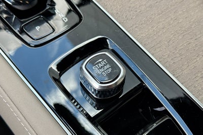2026 Volvo XC90 Plug-In Hybrid T8 Plus 6 Passenger