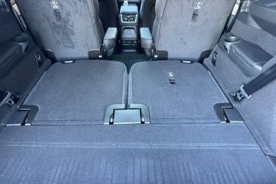 2026 Volvo XC90 Plug-In Hybrid T8 Plus 6 Passenger