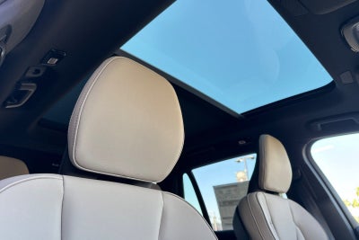 2026 Volvo XC90 Plug-In Hybrid T8 Plus 6 Passenger