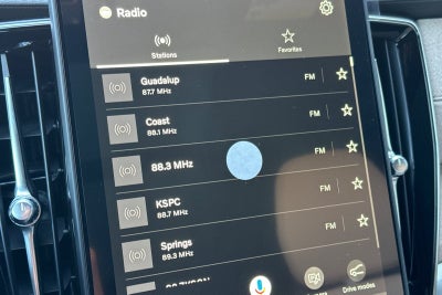 2026 Volvo XC90 Plug-In Hybrid T8 Plus 6 Passenger