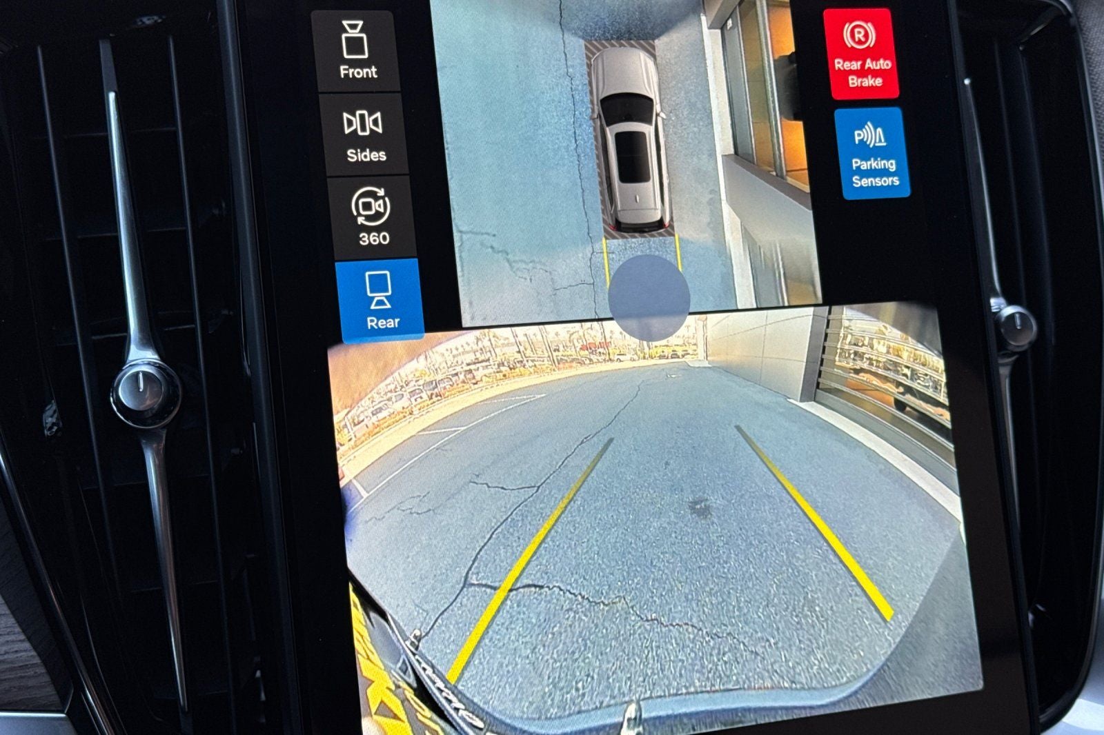 2026 Volvo XC90 Plug-In Hybrid T8 Plus 6 Passenger