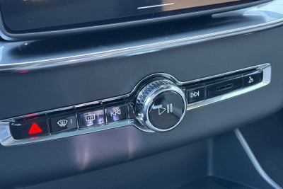 2026 Volvo XC90 Plug-In Hybrid T8 Plus 6 Passenger