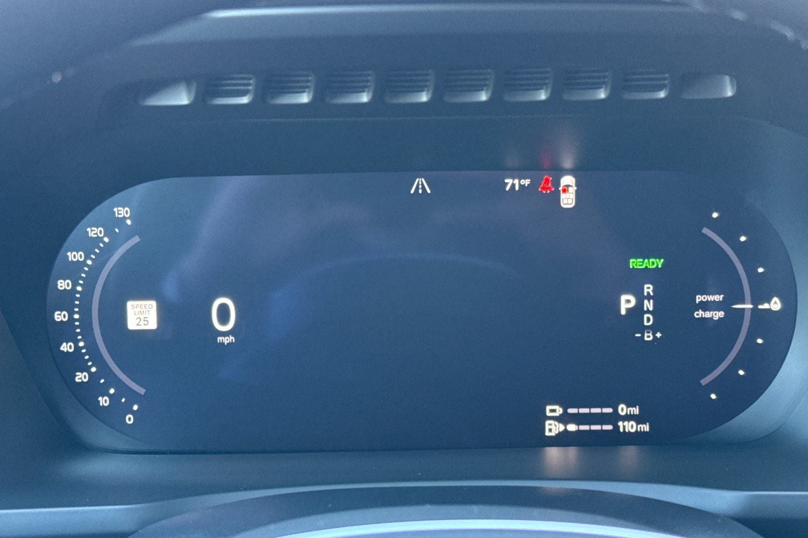 2026 Volvo XC90 Plug-In Hybrid T8 Plus 6 Passenger