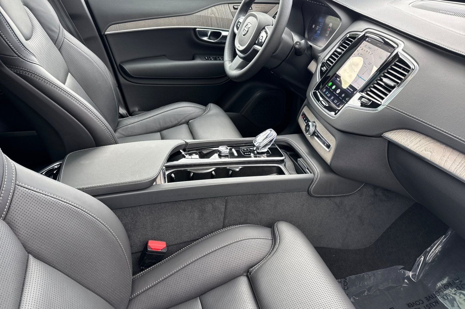 2025 Volvo XC90 Plug-In Hybrid T8 Ultra 6 Passenger
