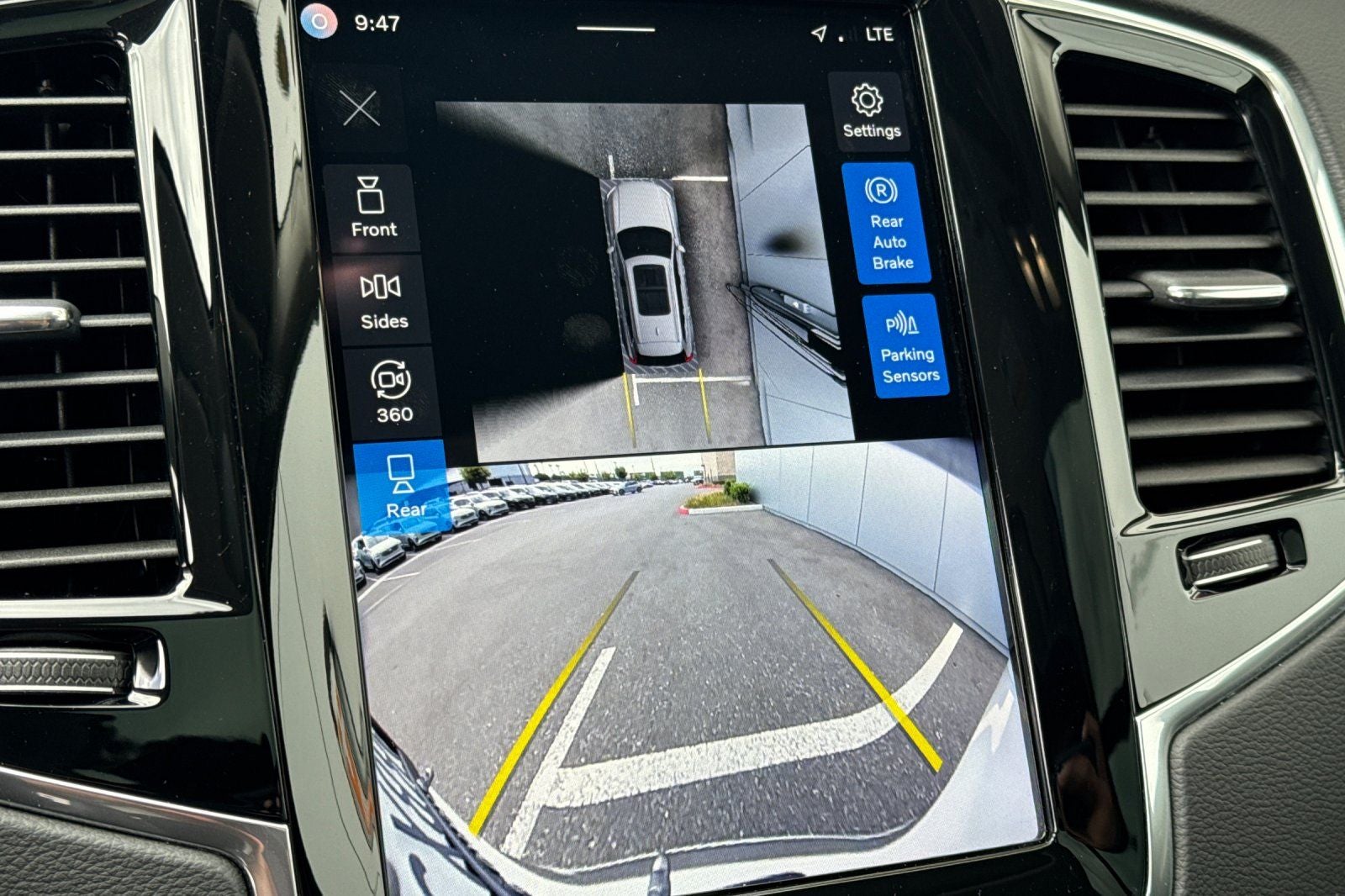 2025 Volvo XC90 Plug-In Hybrid T8 Ultra 6 Passenger