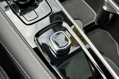 2025 Volvo XC90 Plug-In Hybrid T8 Ultra 6 Passenger