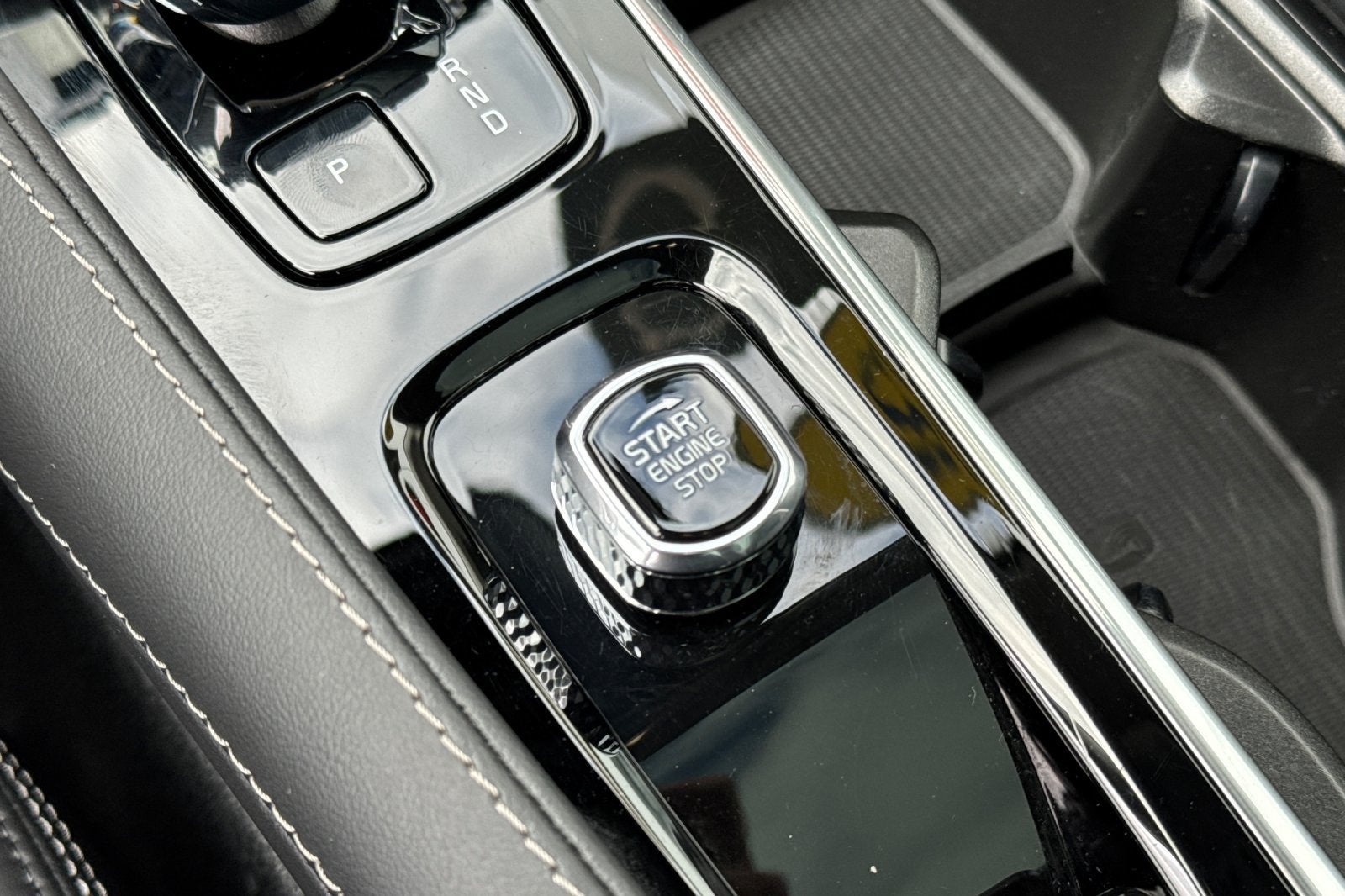 2025 Volvo XC90 Plug-In Hybrid T8 Ultra 6 Passenger