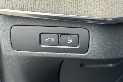 2025 Volvo XC90 Plug-In Hybrid T8 Ultra 6 Passenger