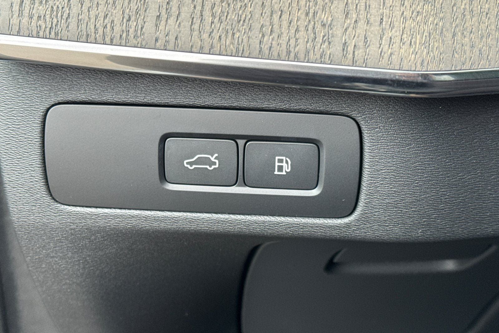 2025 Volvo XC90 Plug-In Hybrid T8 Ultra 6 Passenger