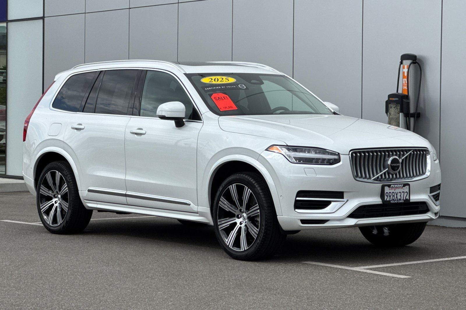 2025 Volvo XC90 Plug-In Hybrid T8 Ultra 6 Passenger