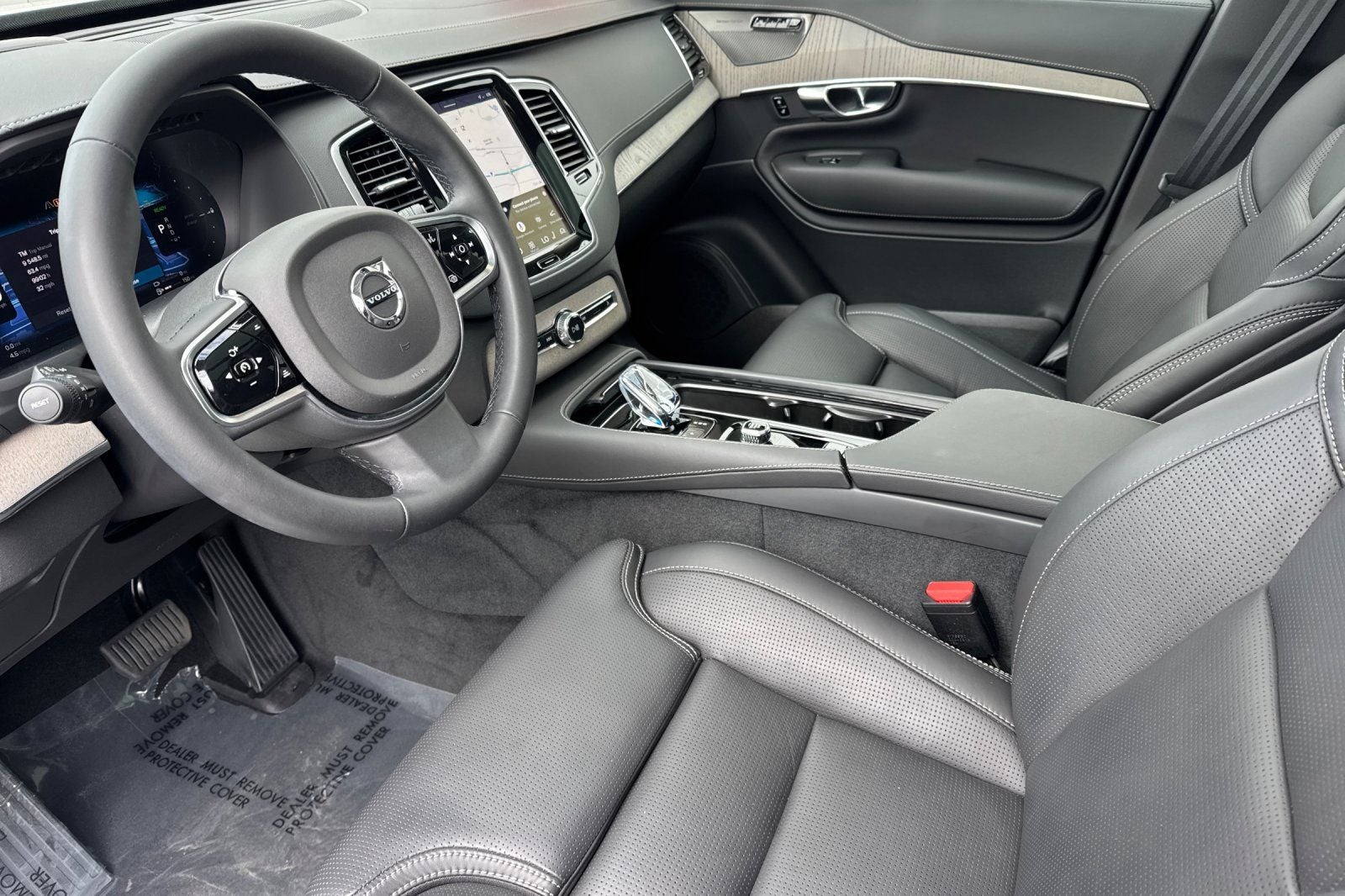 2025 Volvo XC90 Plug-In Hybrid T8 Ultra 6 Passenger