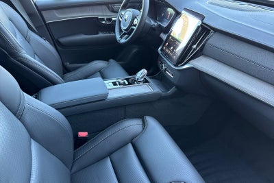 2026 Volvo XC90 Plug-In Hybrid T8 Ultra 6 Passenger
