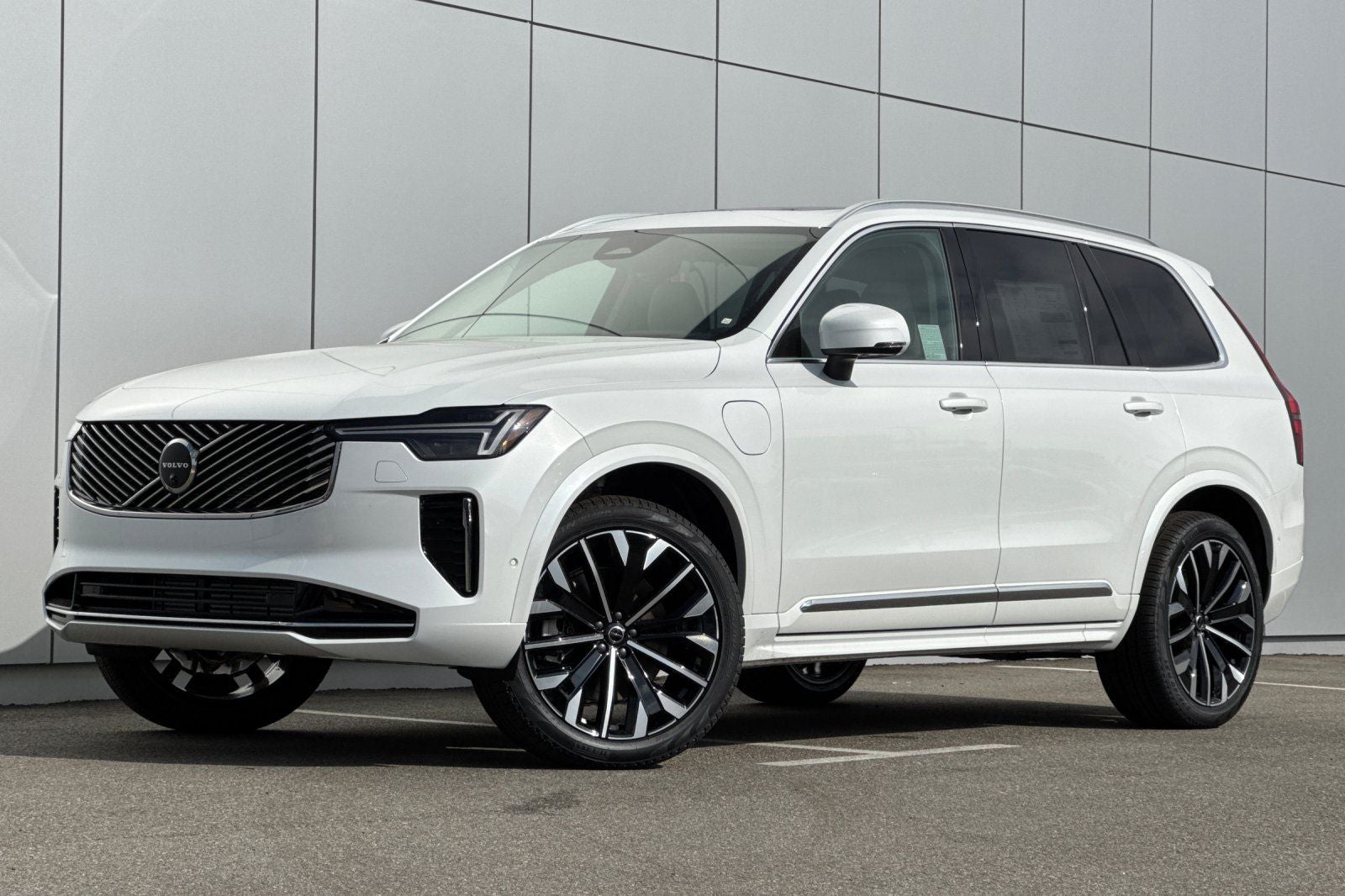 2026 Volvo XC90 Plug-In Hybrid T8 Ultra 6 Passenger