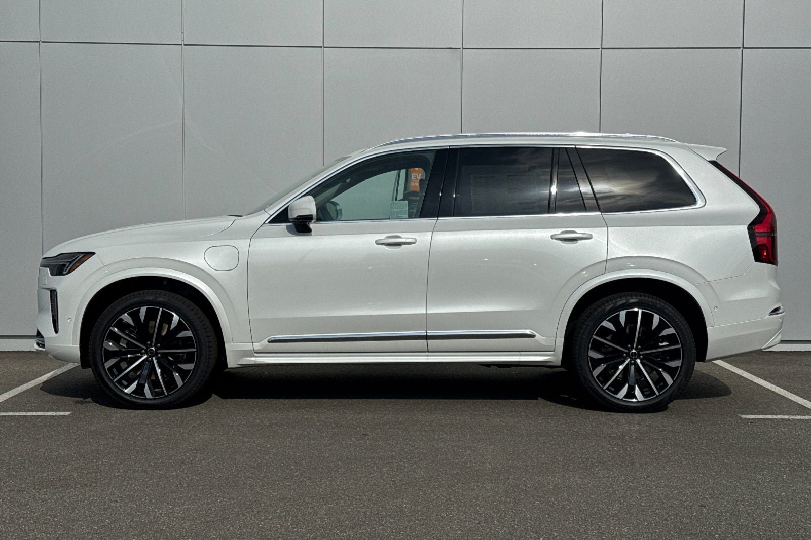 2026 Volvo XC90 Plug-In Hybrid T8 Ultra 6 Passenger
