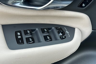 2026 Volvo XC90 Plug-In Hybrid T8 Ultra 6 Passenger