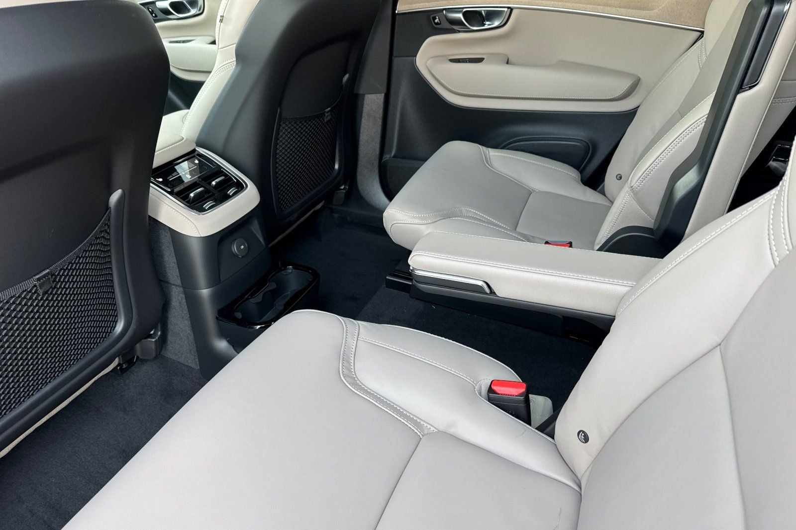 2026 Volvo XC90 Plug-In Hybrid T8 Ultra 6 Passenger