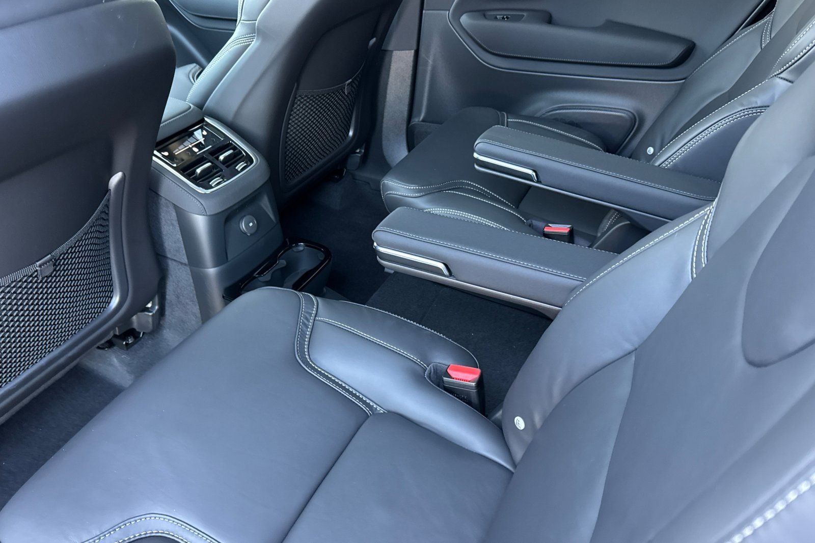 2026 Volvo XC90 Plug-In Hybrid T8 Ultra