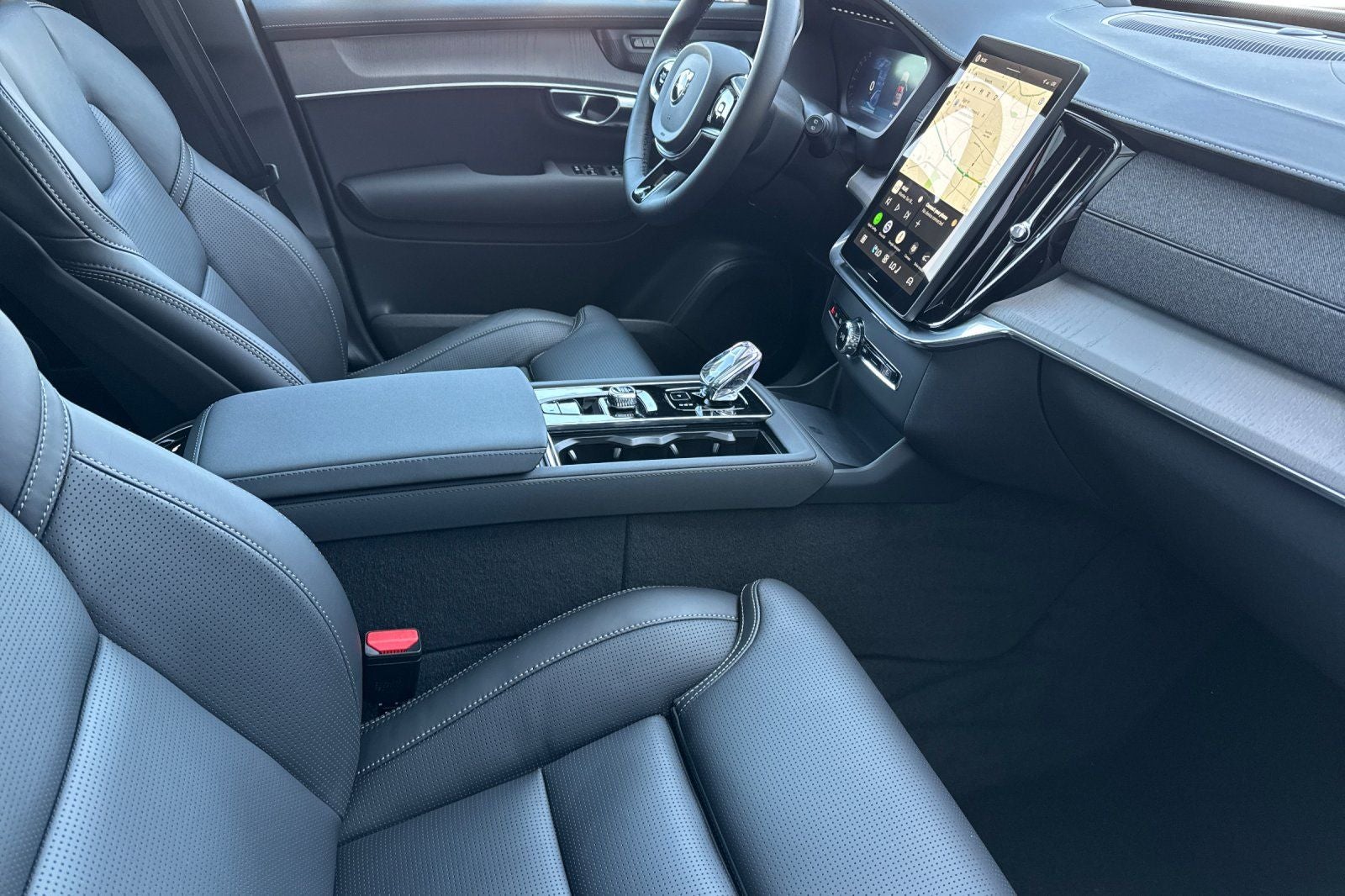 2026 Volvo XC90 Plug-In Hybrid T8 Ultra
