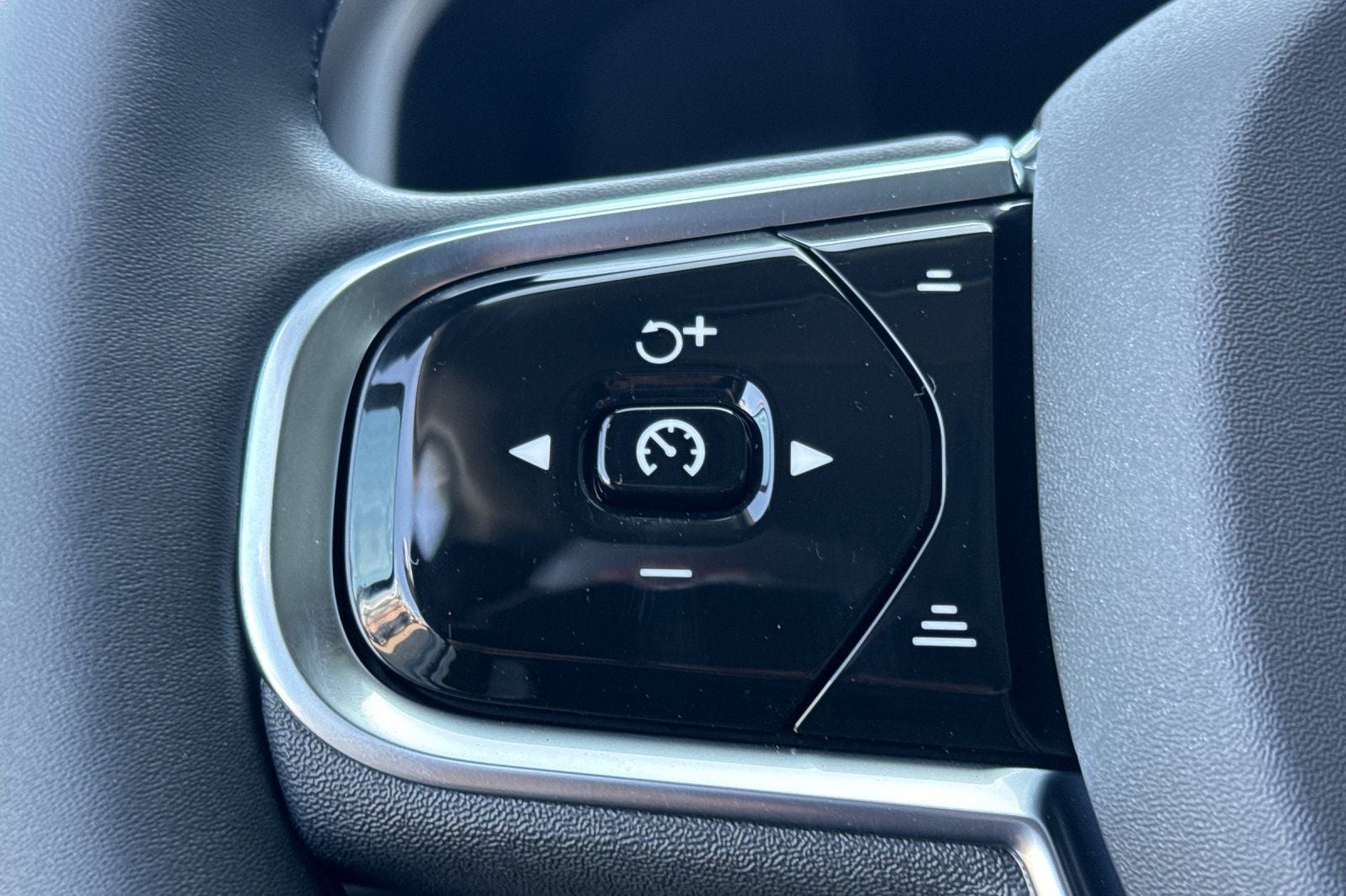2026 Volvo XC90 Plug-In Hybrid T8 Ultra