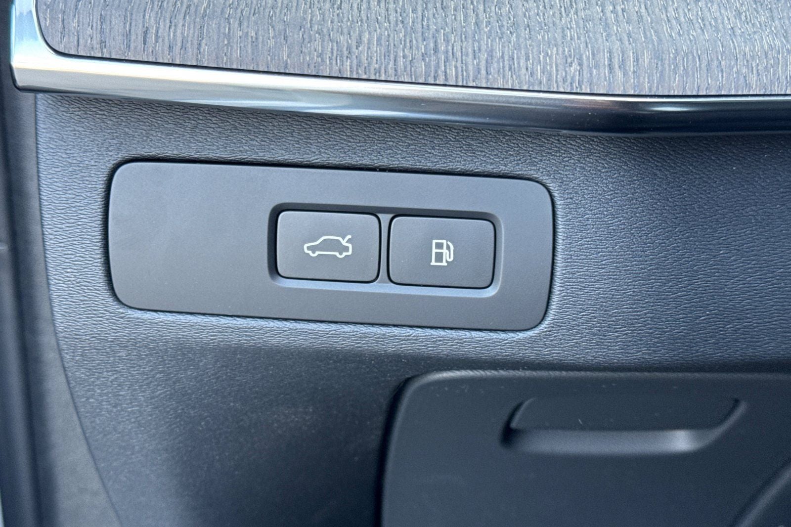 2026 Volvo XC90 Plug-In Hybrid T8 Ultra