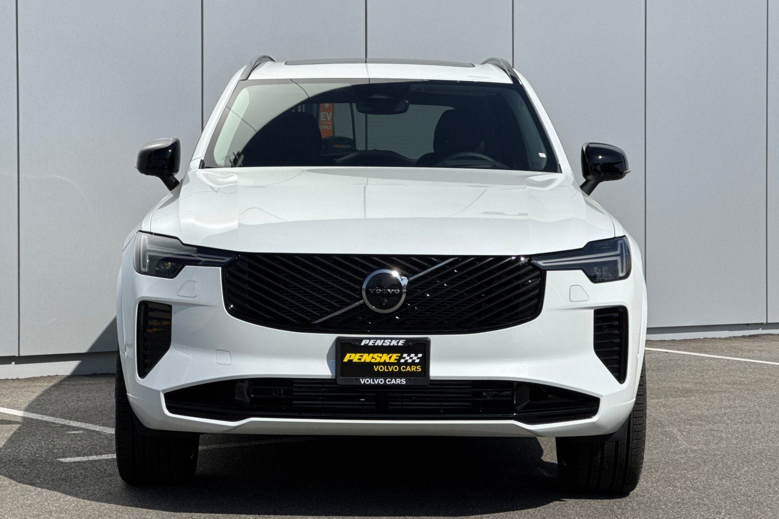 2026 Volvo XC90 Plug-In Hybrid T8 Ultra