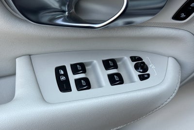 2024 Volvo XC90 Recharge Plug-In Hybrid T8 Plus 6 Passenger