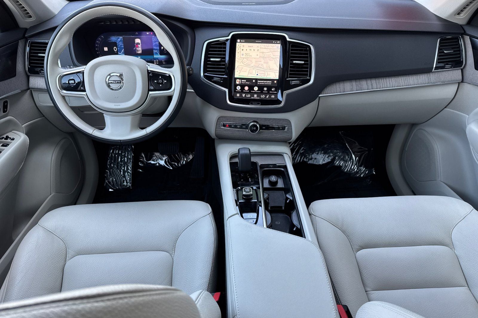 2024 Volvo XC90 Recharge Plug-In Hybrid T8 Plus 6 Passenger