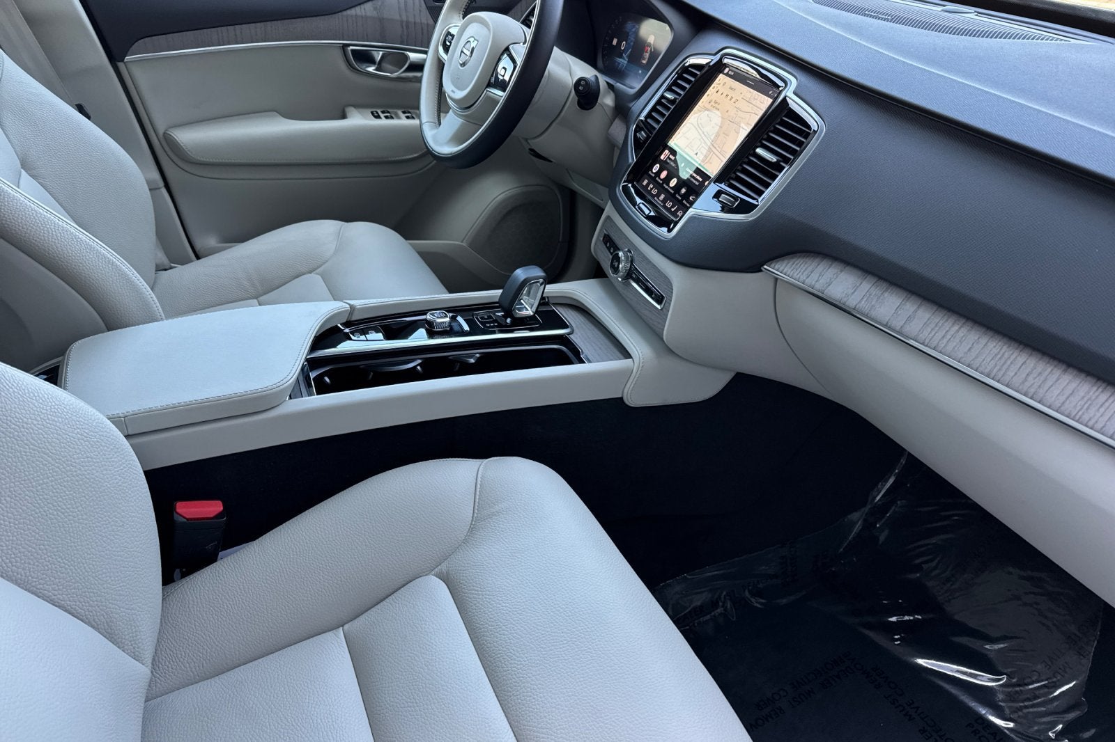 2024 Volvo XC90 Recharge Plug-In Hybrid T8 Plus 6 Passenger