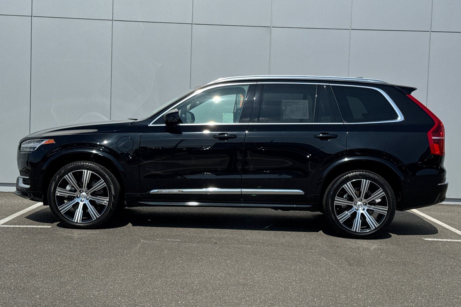 2024 Volvo XC90 Recharge Plug-In Hybrid T8 Plus 6 Passenger