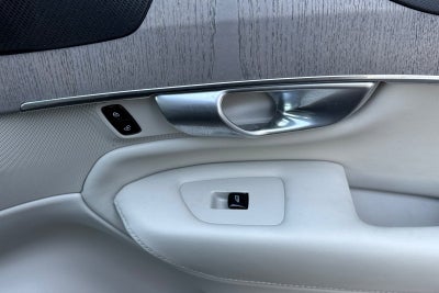 2024 Volvo XC90 Recharge Plug-In Hybrid T8 Plus 6 Passenger