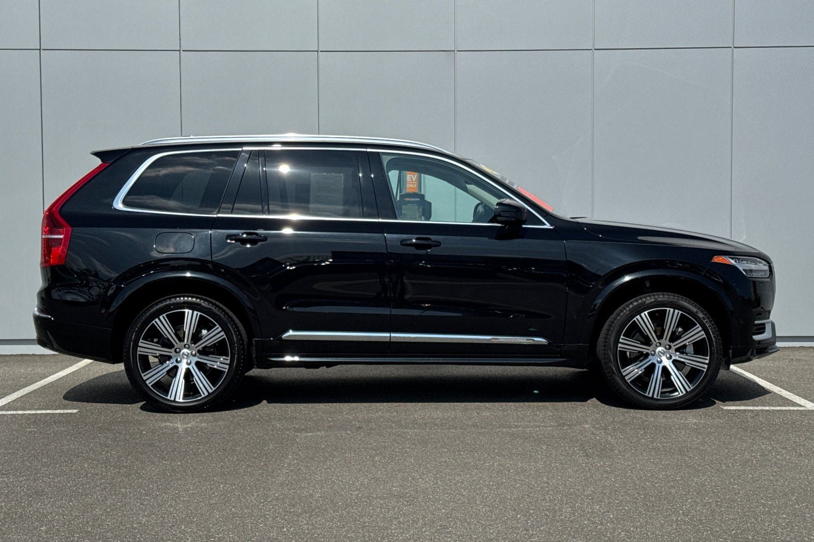 2024 Volvo XC90 Recharge Plug-In Hybrid T8 Plus 6 Passenger