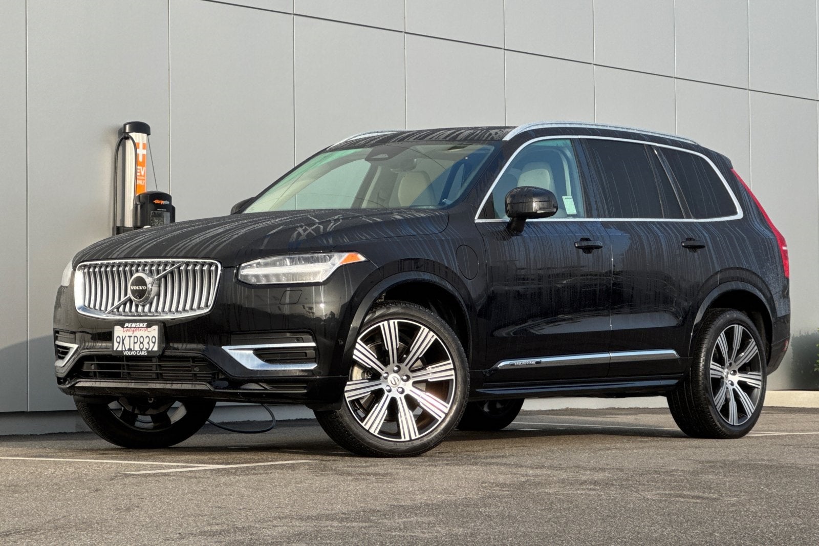 2024 Volvo XC90 Recharge Plug-In Hybrid T8 Plus 6 Passenger