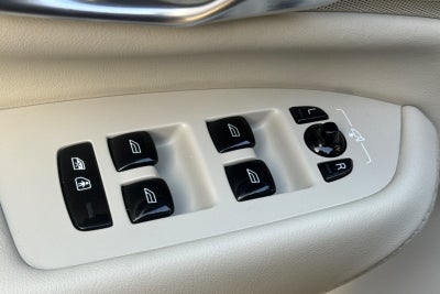 2024 Volvo XC90 Recharge Plug-In Hybrid T8 Plus 6 Passenger